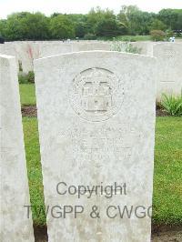 Etaples Military Cemetery - Deeks, R E