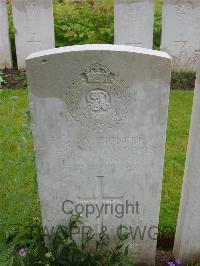 Etaples Military Cemetery - Denniss, Edward William