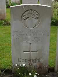 Etaples Military Cemetery - Derbyshire, Herbert