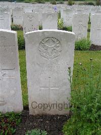 Etaples Military Cemetery - Devlin, G