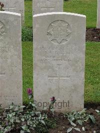 Etaples Military Cemetery - Dillon, Robert Luke Dillon