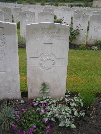 Etaples Military Cemetery - Diprose, Frank Daniell