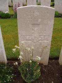 Etaples Military Cemetery - Dobbyn, J J