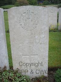 Etaples Military Cemetery - Dodd, J