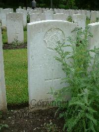 Etaples Military Cemetery - Dodkin, R W G