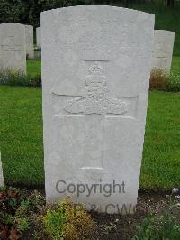 Etaples Military Cemetery - Doidge, W J