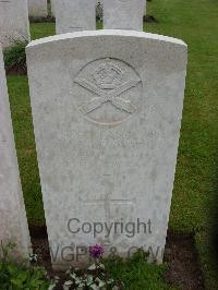 Etaples Military Cemetery - Donohoe, J