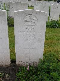 Etaples Military Cemetery - Donovan, Charles