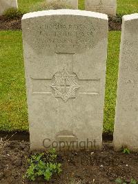 Etaples Military Cemetery - Douglass, John George