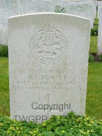 Etaples Military Cemetery - Dowley, Harold Frederic