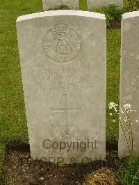 Etaples Military Cemetery - Downton, William James