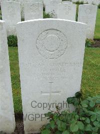 Etaples Military Cemetery - Doyle, Thomas Joseph