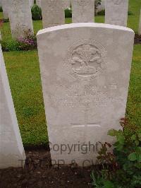 Etaples Military Cemetery - Dring, Albert Edward