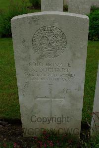 Etaples Military Cemetery - Duchart, A
