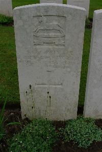 Etaples Military Cemetery - Duckworth, James