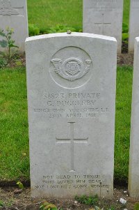 Etaples Military Cemetery - Duggleby, George