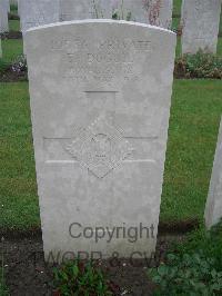 Etaples Military Cemetery - Duguid, E
