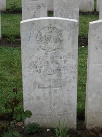 Etaples Military Cemetery - Dunbar, G Brown