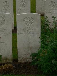 Etaples Military Cemetery - Dunn, Walter