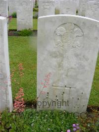Etaples Military Cemetery - Dunne, A