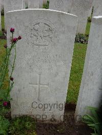 Etaples Military Cemetery - Dwerryhouse, John