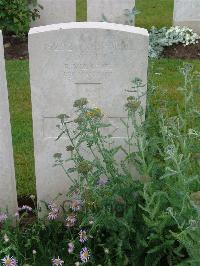 Etaples Military Cemetery - Dyer, Archibald