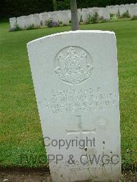 Etaples Military Cemetery - Ebbutt, John Horace