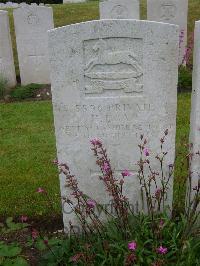 Etaples Military Cemetery - Egan, H
