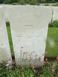 Etaples Military Cemetery - Eland, John