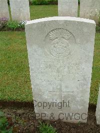 Etaples Military Cemetery - Elliott, George