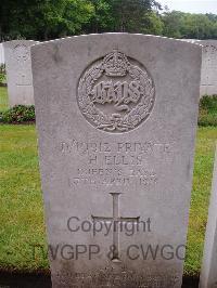Etaples Military Cemetery - Ellis, Henry