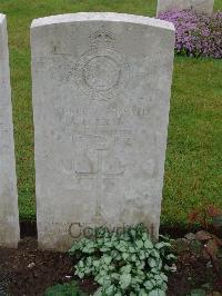 Etaples Military Cemetery - Evans, Albert Lawrence