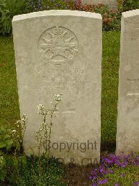 Etaples Military Cemetery - Evans, D