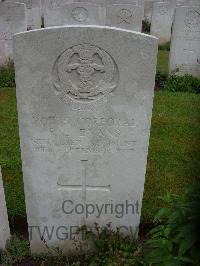 Etaples Military Cemetery - Evans, Richard Edwin