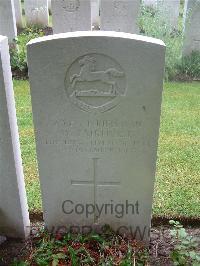 Etaples Military Cemetery - Fairhurst, W