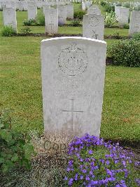 Etaples Military Cemetery - Farr, Charles Gordon