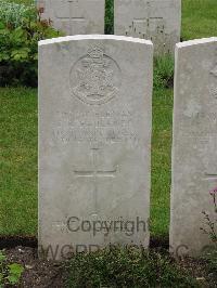 Etaples Military Cemetery - Faulkner, Edward Robert