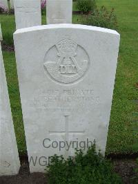 Etaples Military Cemetery - Featherstone, R