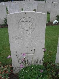 Etaples Military Cemetery - Fechtman, Harry Percy