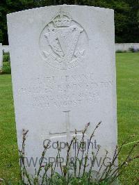 Etaples Military Cemetery - Fenton, Charles Edwin