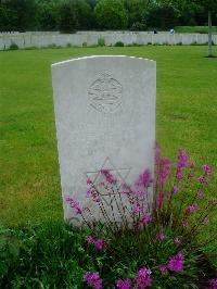 Etaples Military Cemetery - Ferner, A