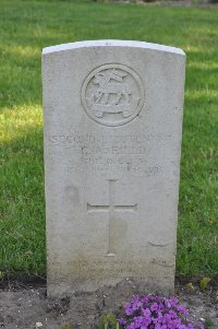 Etaples Military Cemetery - Field, Charles Abel