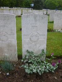 Etaples Military Cemetery - Field, Henry James