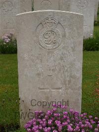 Etaples Military Cemetery - Finley, William Reginald
