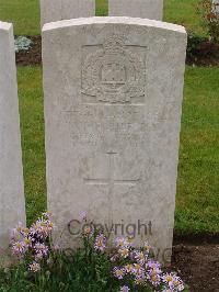 Etaples Military Cemetery - Fisher, William James