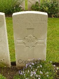 Etaples Military Cemetery - Fletcher, Arthur James