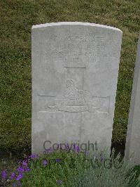 Etaples Military Cemetery - Ford, William