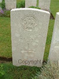 Etaples Military Cemetery - Forde, A E