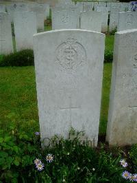 Etaples Military Cemetery - Foreman, T