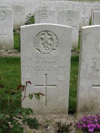 Etaples Military Cemetery - Forgie, W